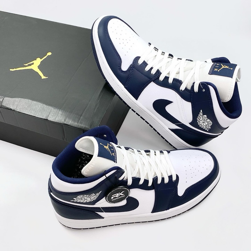Air Jordan 1 Mid Metallic Gold Obsidian