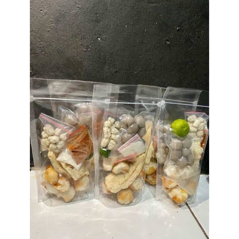 

baso aci sangat enak dan menarik pelanggan ayo beli jadi pembeli pertamaku biar mamaku bangga