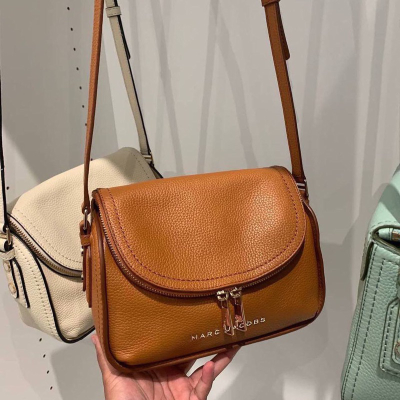 MJ  Groove Leather Mini Messenger Smoked Almond