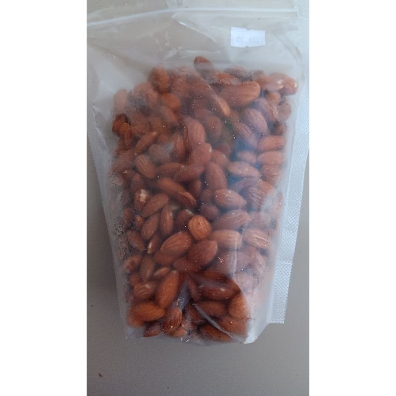 

Kacang almond panggang 250 gram