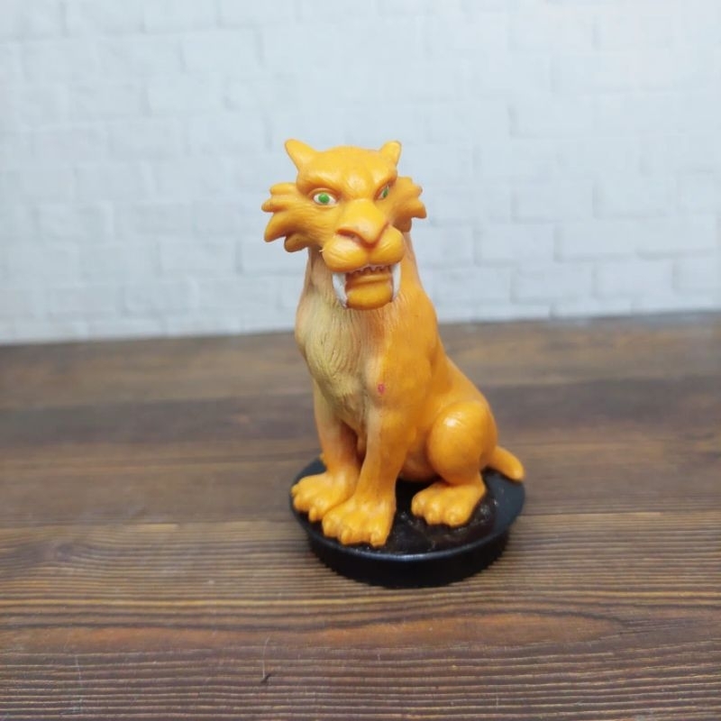 Preloved Topper Diego harimau bergigi ice age