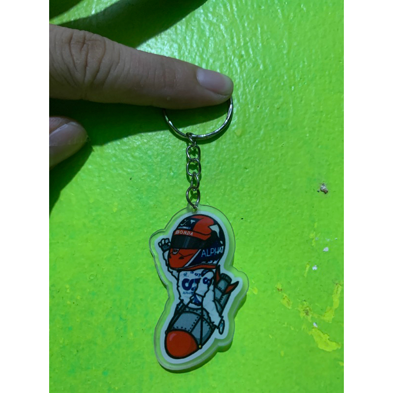 Alpha tauri rocket Daniil Kvyat F1 keychain
