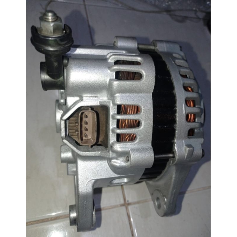 Alternator Dinamo Hyundai Trajet