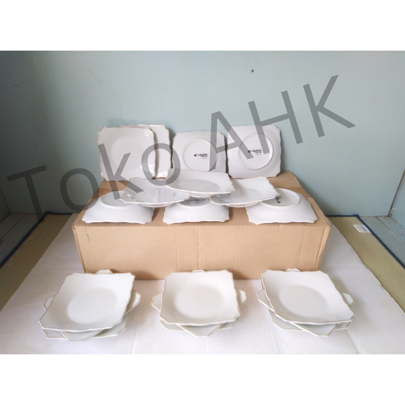 Piring kue segi B423 putih / Vicenza / ceramic