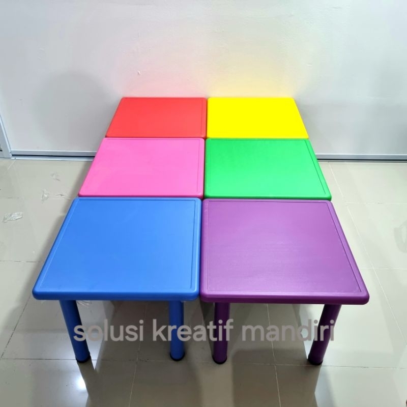 Meja belajar PAUD / TK (material plastik PP + kaki besi)  60x60x52