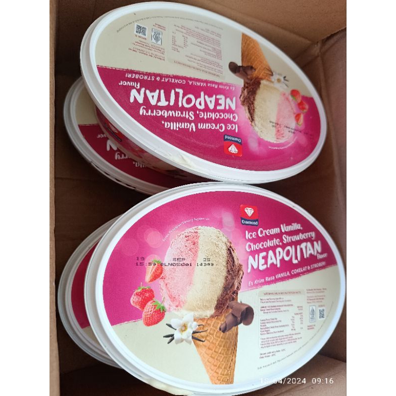 

DIAMOND ICE CREAM NEOPOLITAN 700ml / DIAMOND ICE