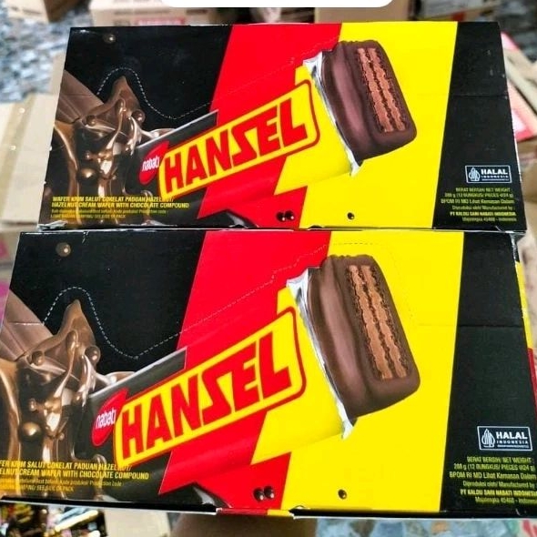 

Nabati Hanzel Wafer Coklat Hazelnut Box (12 bungkus)