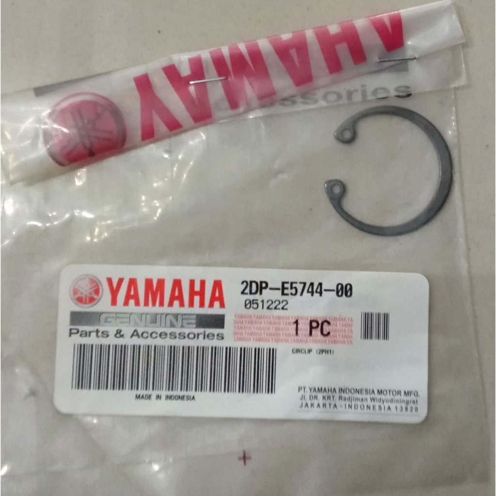 CIRCLIP (2PH1) / KLIP SNAP RING PULLY PULI BELAKANG / CLIP KANCING PULI SECONDARY CVT - MIO M3 / MIO