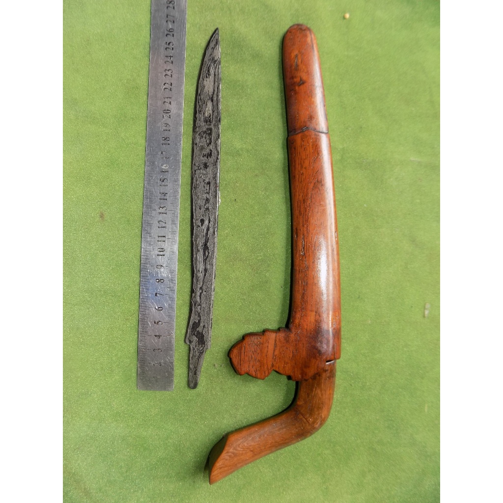 pusaka tua pamor kulit semangka era kerajaan makasar tua