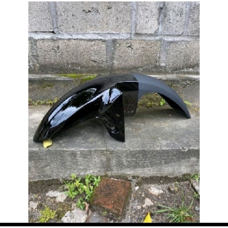 SLEBOR R15 HITAN GLOSSY SPAKBOR SLEBOR DEPAN R15 WARNA HITAM GLOSSY HARGA PROMO