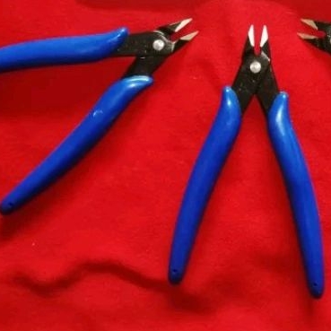 Tang Potong Kawat Behel