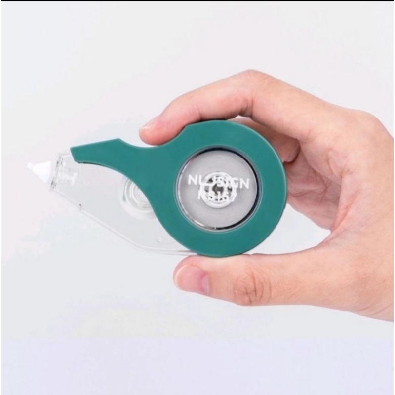 

Deli Nusign Correction Tape/Tip Ex Kertas 12mm Bentuk Kapsul Nyaman Digenggam NS157