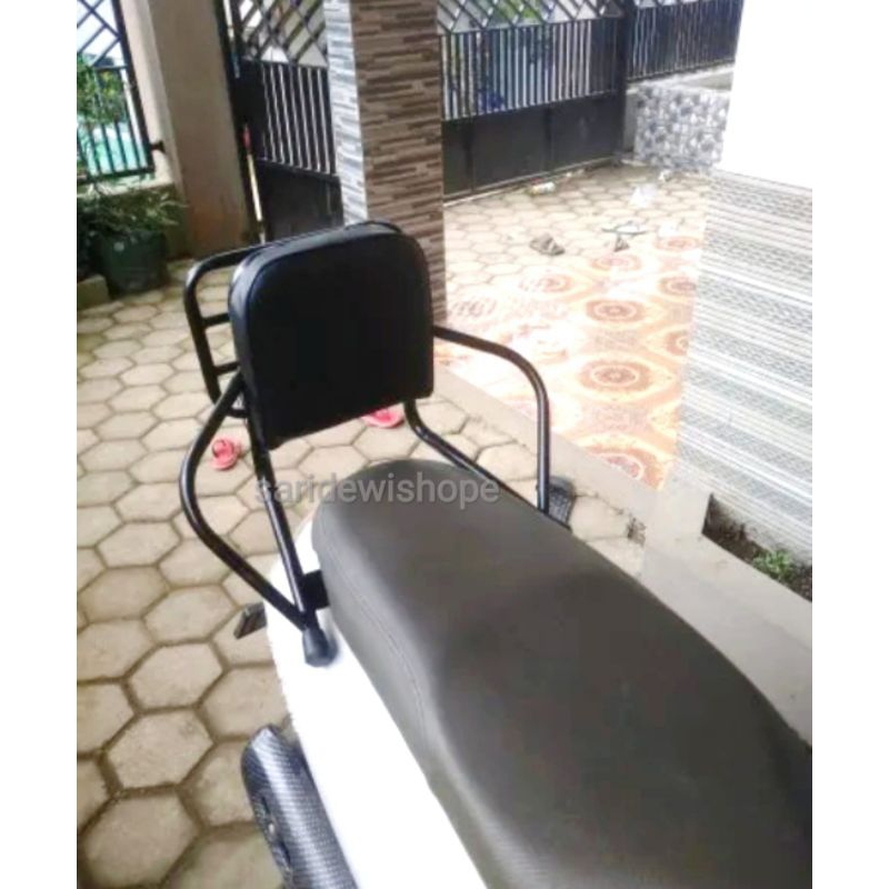 behel sandaran jok belakang motor Scoopy semua motor Scoopy