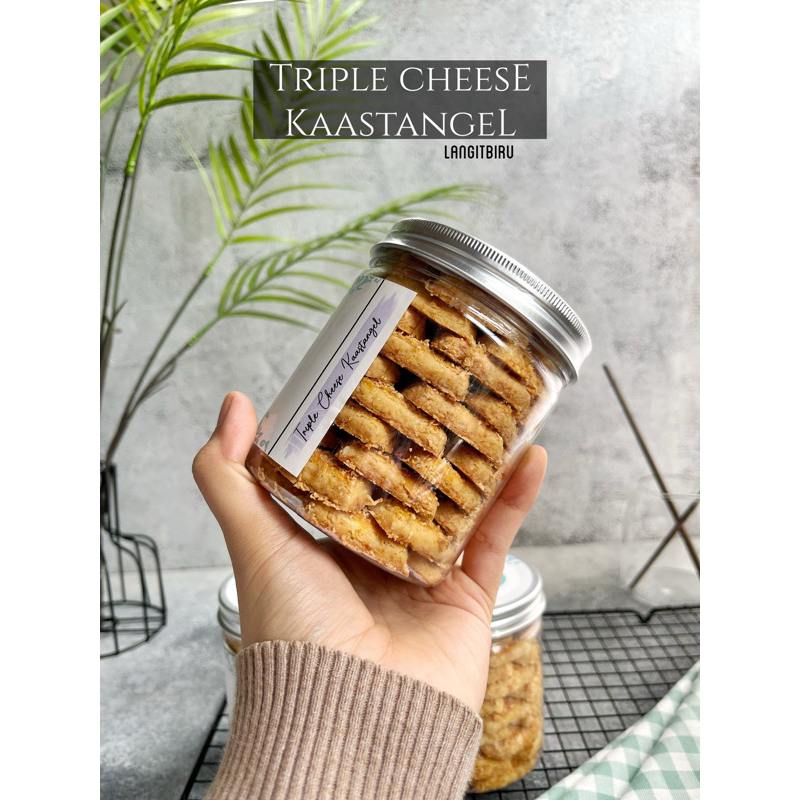 

PREMIUM Cookies! Triple Cheese Kaastangel by Langitbiru Bakehouse