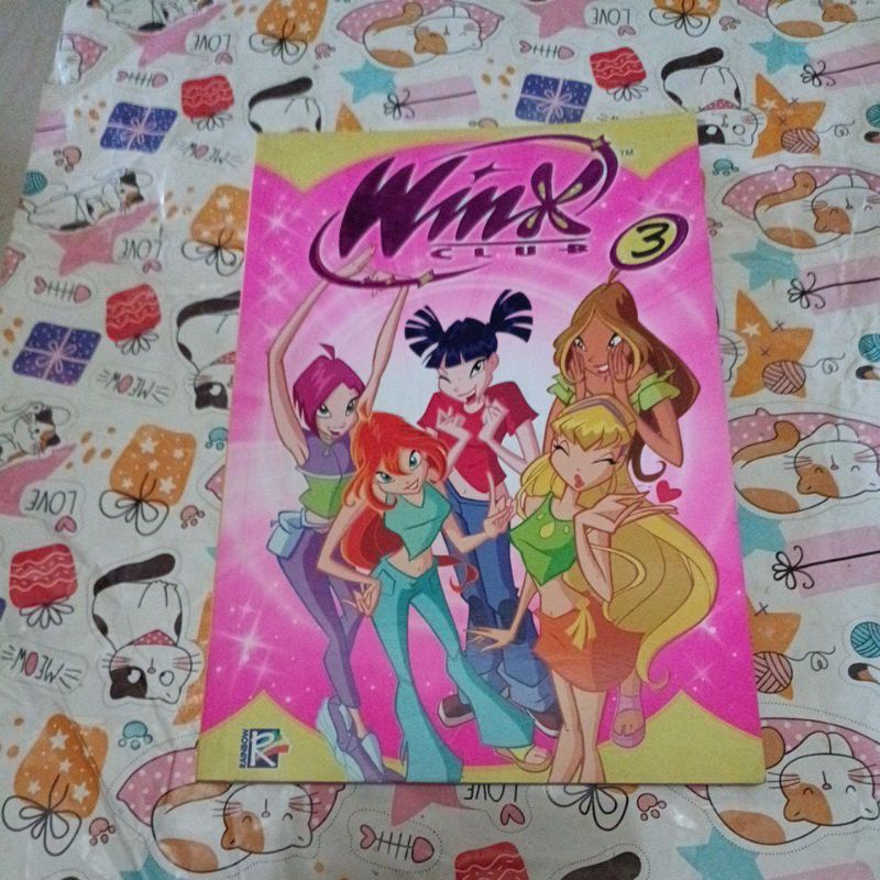 Komik winx club volume 3