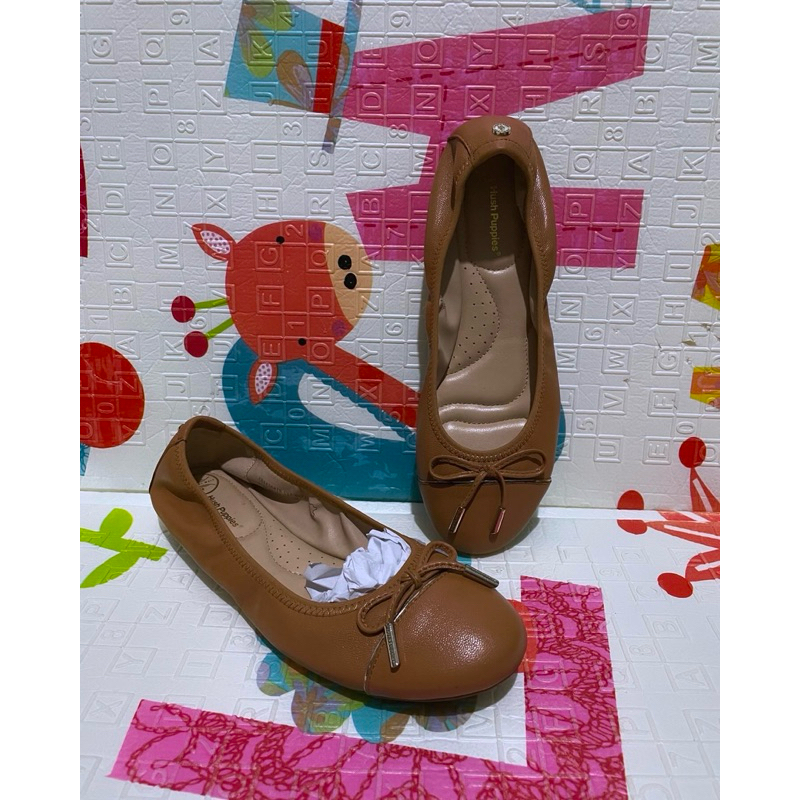 Sepatu Flat / Sepatu Wanita / Sepatu Hush Puppies
