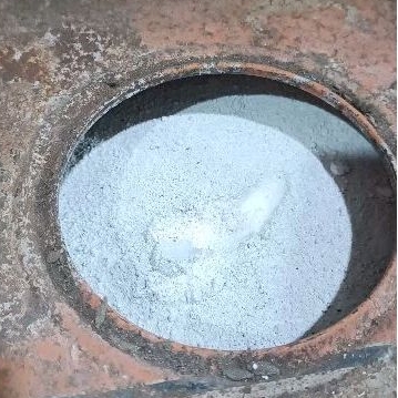 Bubuk Cat Warna Putih Perkilogram.