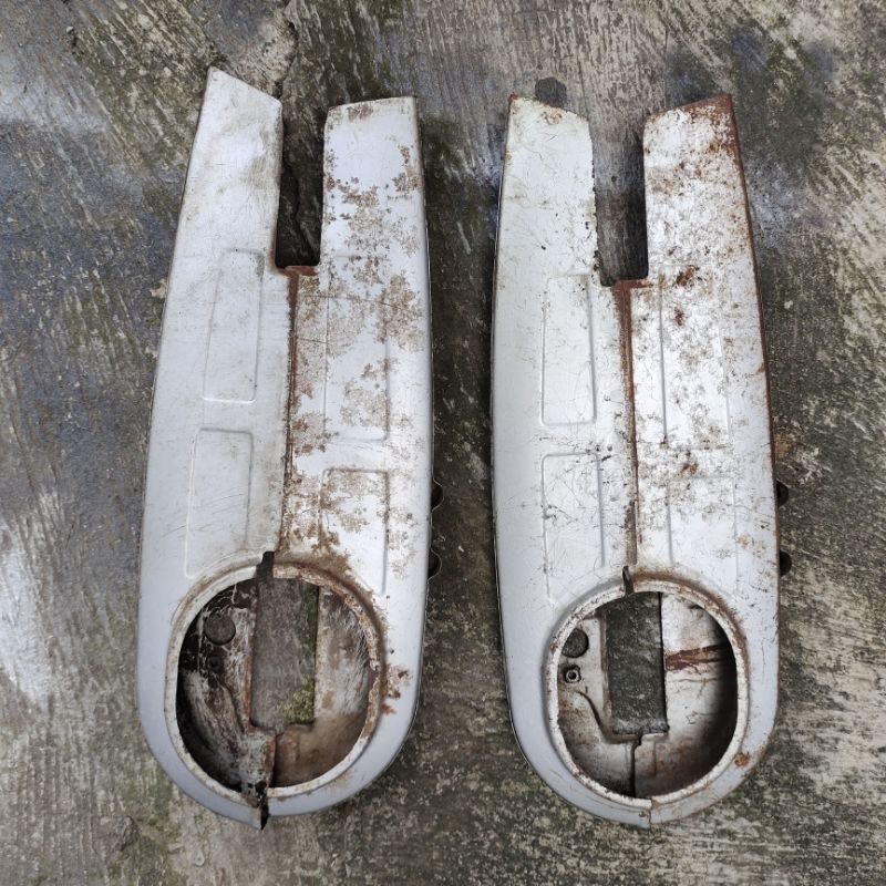 Katengkas tutup rantai Honda Kirana 125 Original copotan motor