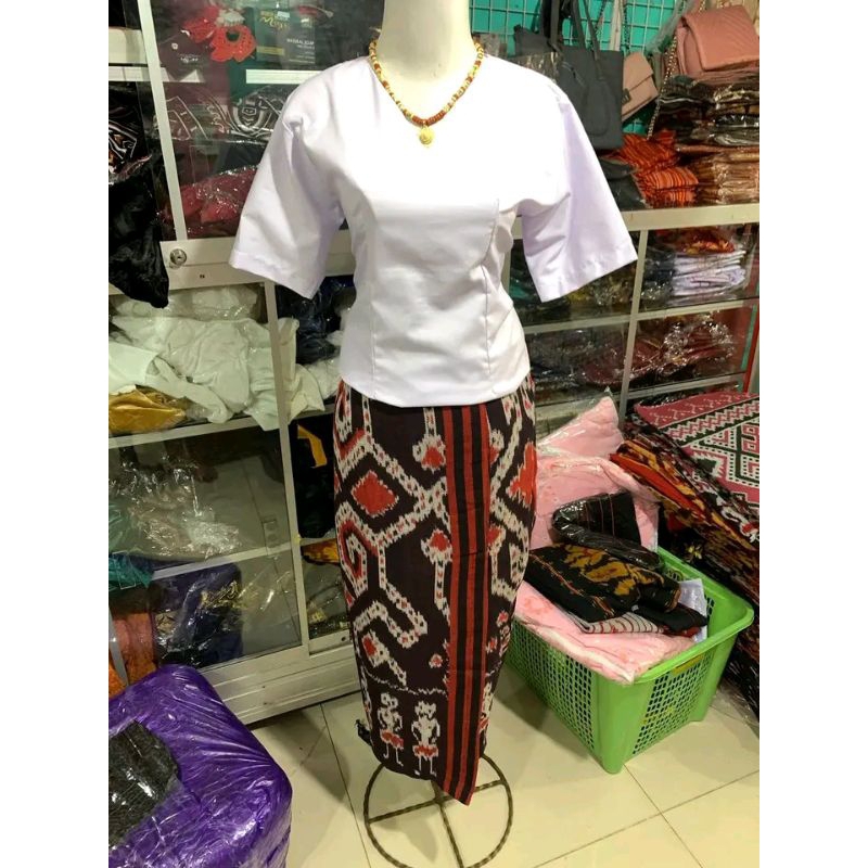 baju set adat toraja - baju tenun blanket setelan wanita