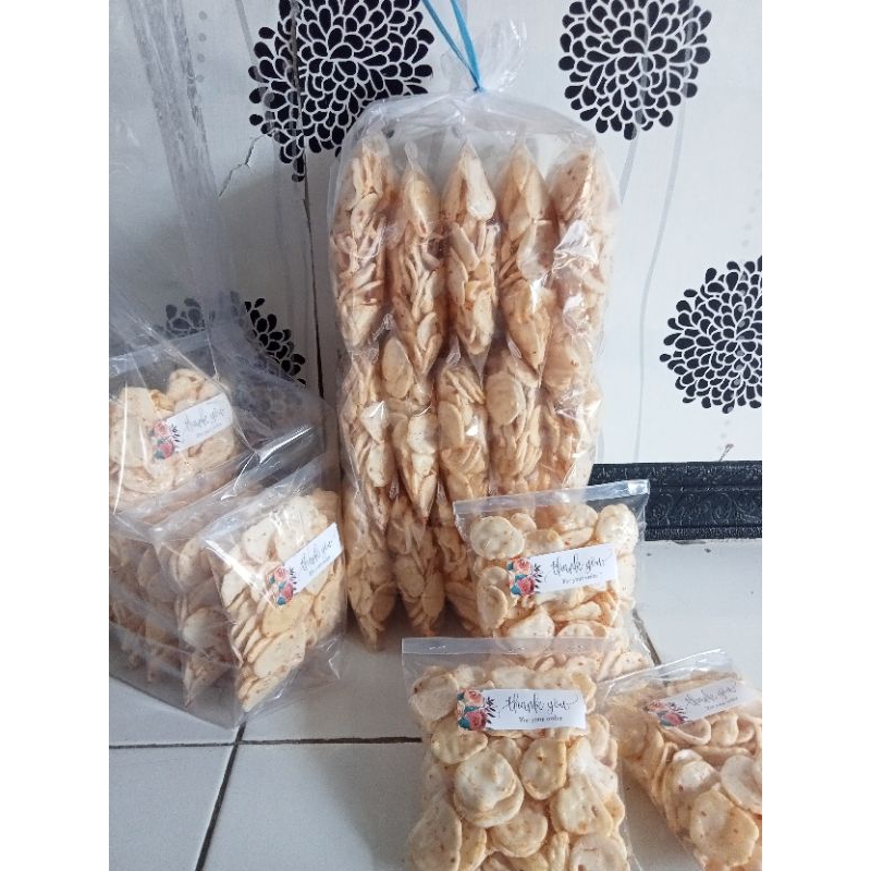 

kripik seblak Bojenwetan