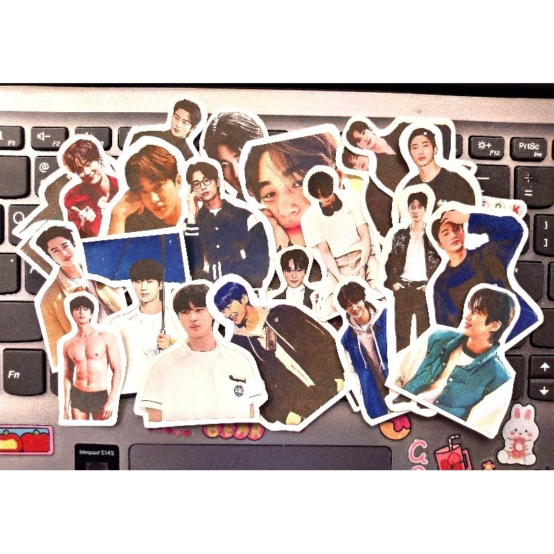 

30PCS STICKER BYEON WOO SEOK/SEOKWOO AKTOR KOREA/lovely runner