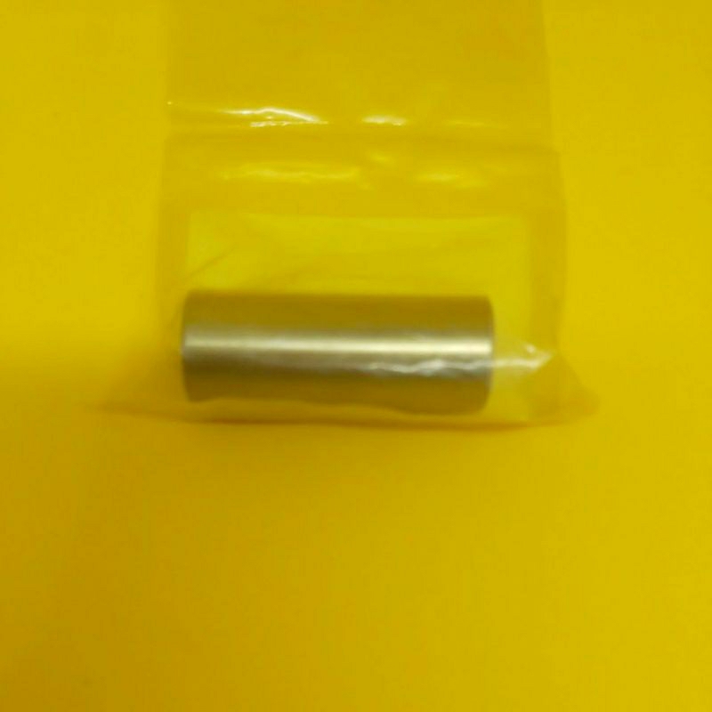 Crank pin mesin tempel Tohatsu 25pk 30pk. 334-00061-1. Asli
