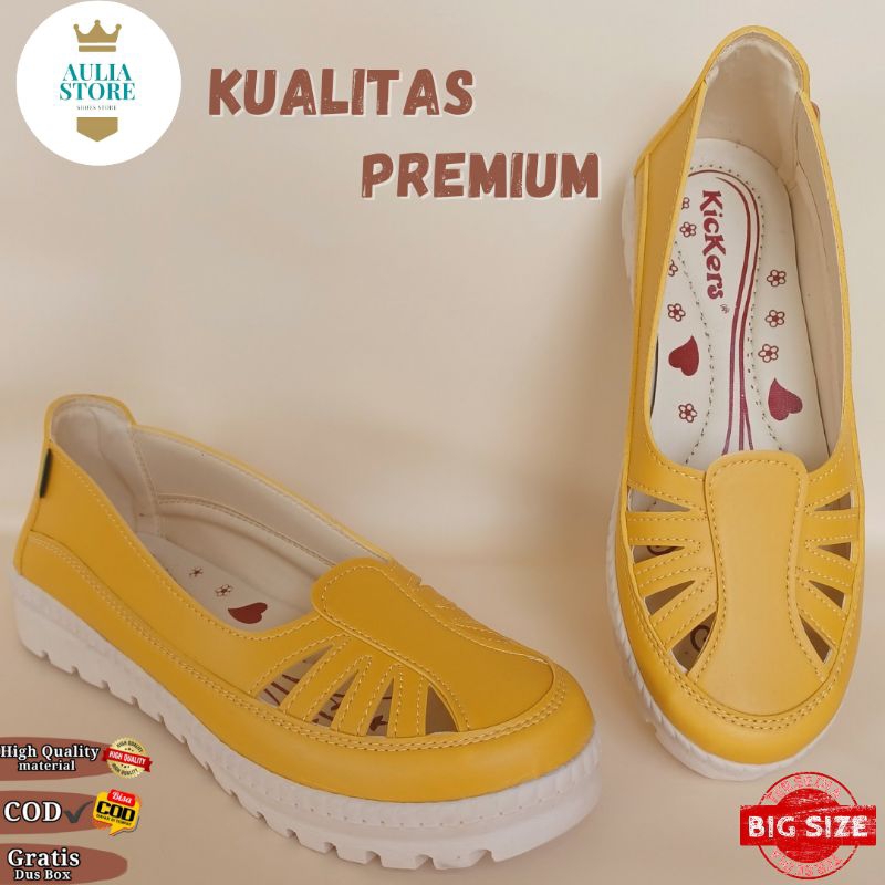 Sepatu wanita kickers slip on Kode Aulia 34. Tersedia size Jumbo/ bigsize.