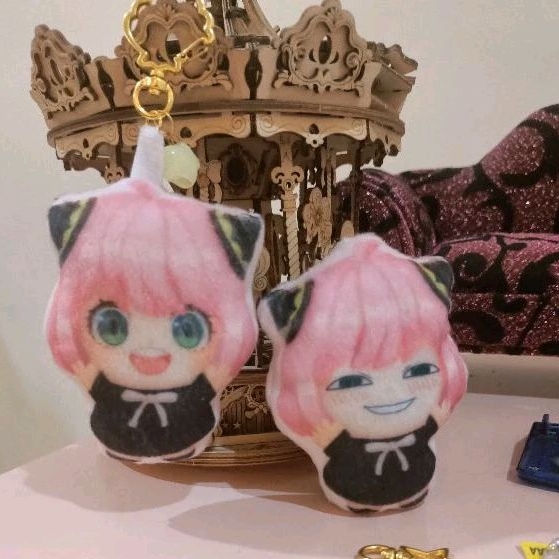 Anya spy x family 2 sided keychain doll