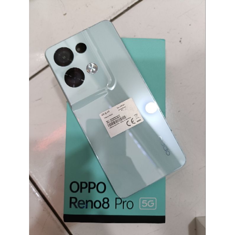 Oppo Reno 8 PRO 5G 12GB/256GB Mulus kinclong Rasa Baru