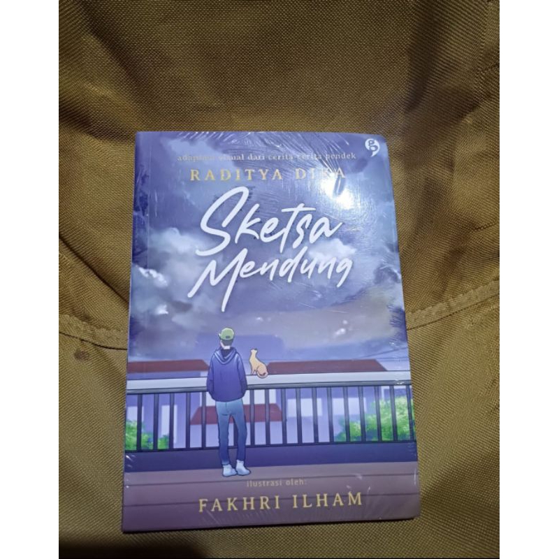 Buku Sketsa Mendung - Raditya Dika
