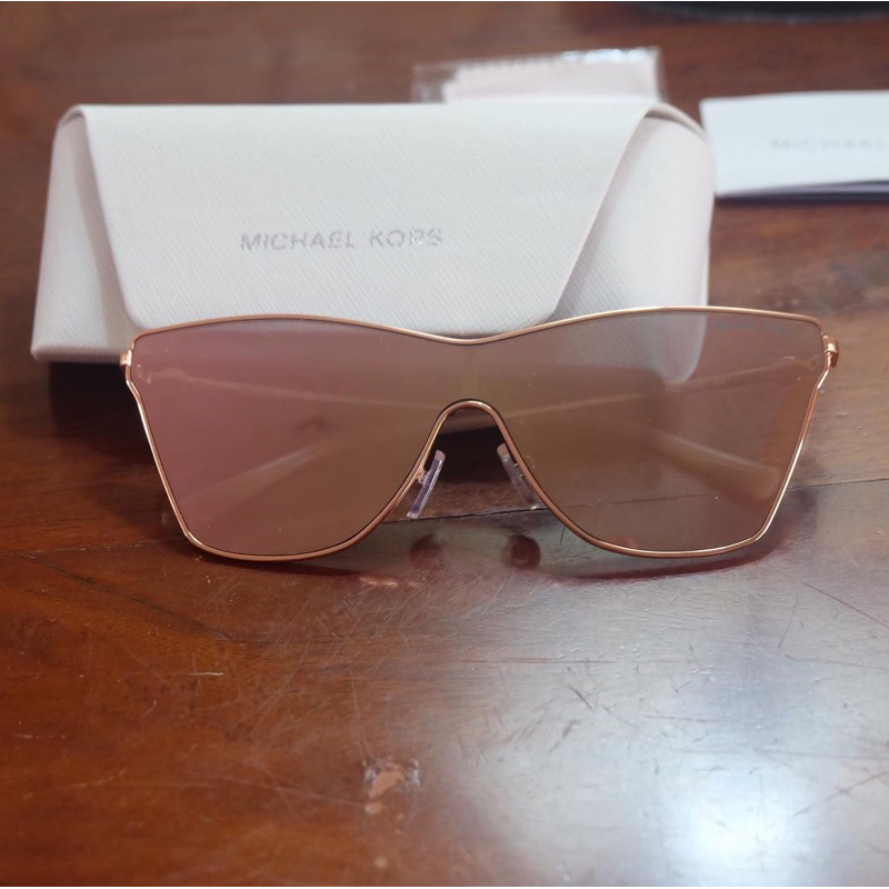 new Kacamata Michael Kors by retail butik. NEW