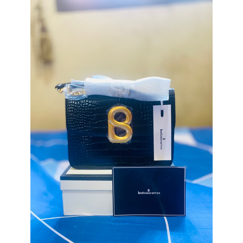 AUDREY CHAIN BUTTONSCARVES