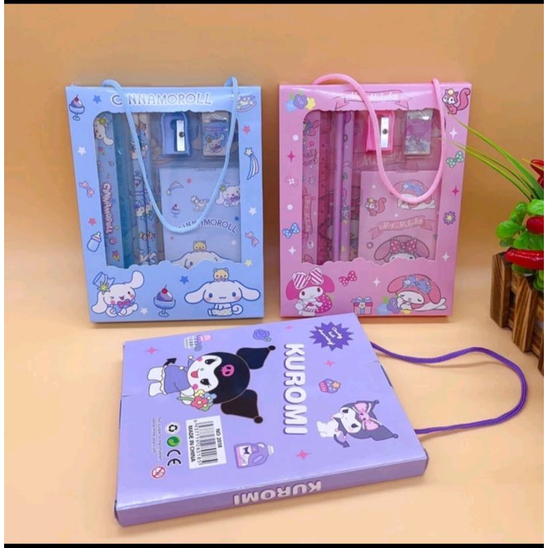 

PENSIL SET SANRIO KUROMI CHINAMOROL MELODY - SET ALAT TULIS 5 IN 1 MOTIF SANRIO