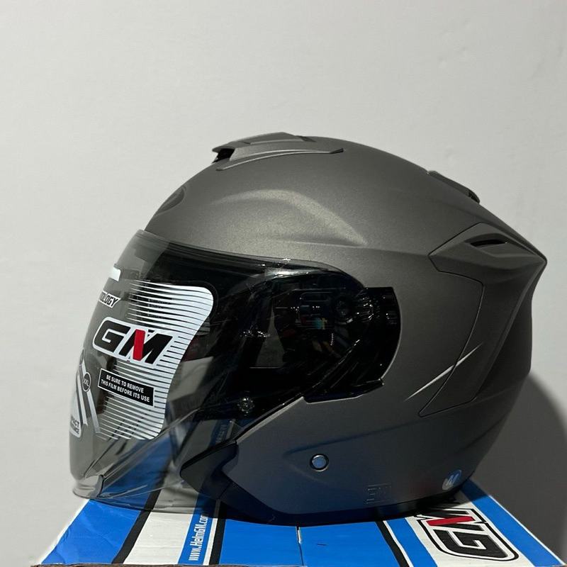 GM FURY ( DOUBLE VISOR )