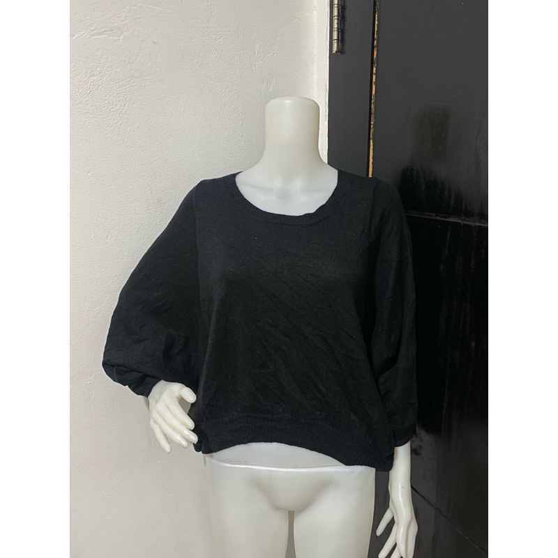 CHU XXX Atasan rajut semi crop top knit korea hitam lengan balon