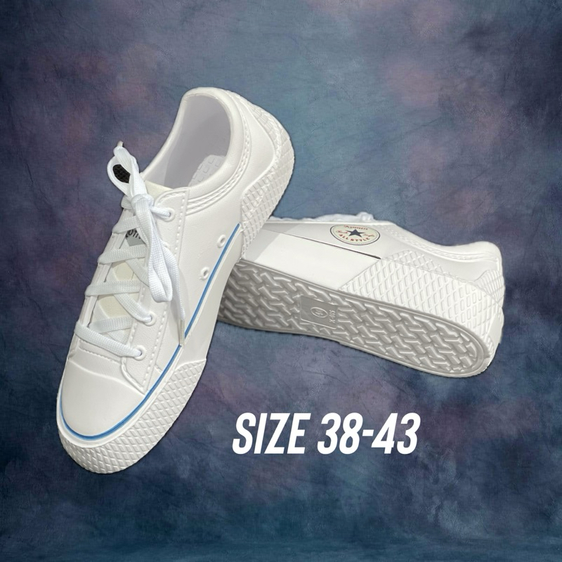 MS - SEPATU SNEAKERS DEWASA POLOS HITAM/PUTIH KOMIN K-065 UKURAN 38-43