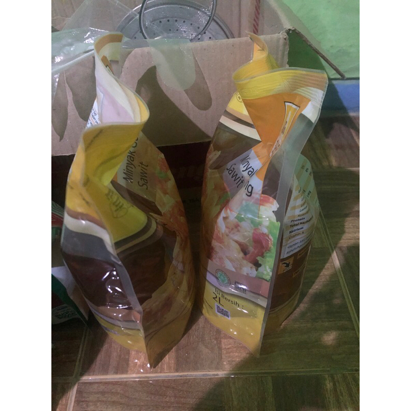 

minyak goreng 2 lt