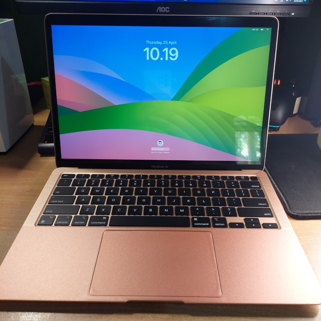 Macbook Air M1 2020 RAM 8GB SSD 512GB Rose Gold Bekas Mulus