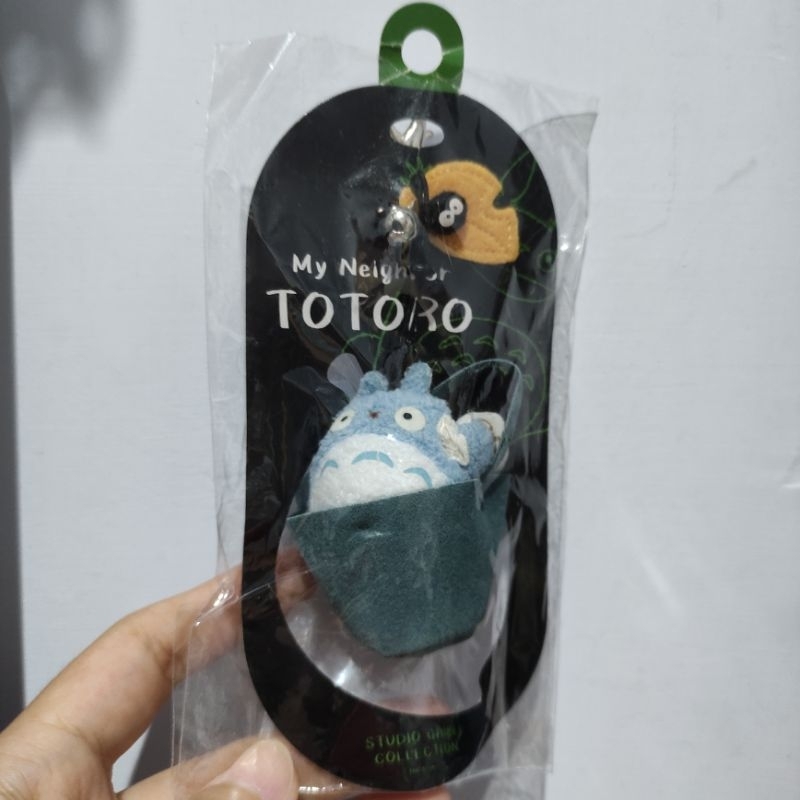 Boneka My Neighbor Totoro Gantungan Kunci - Totoro Biru Dalam Ember - Kutu Hitam - Sun Arrow - Ori S