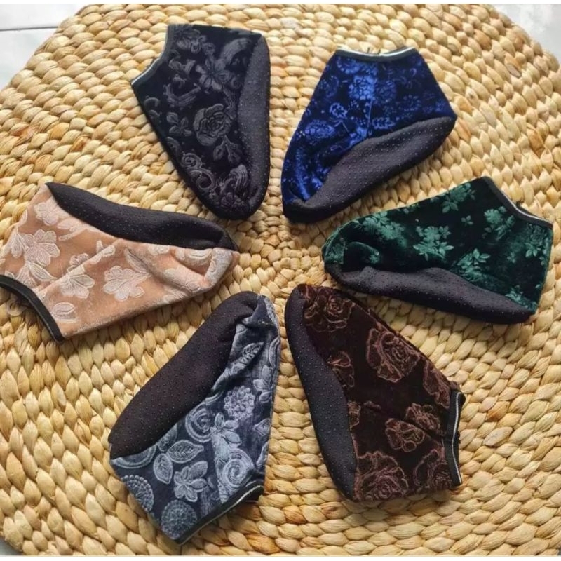 Kaos Kaki Tawaf Wanita Umroh Haji anti slip Sepatu tawaf Wanita Kaos kaki musim dingin