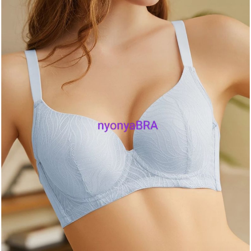Young curves bra berkawat 32,34B, C03-10357