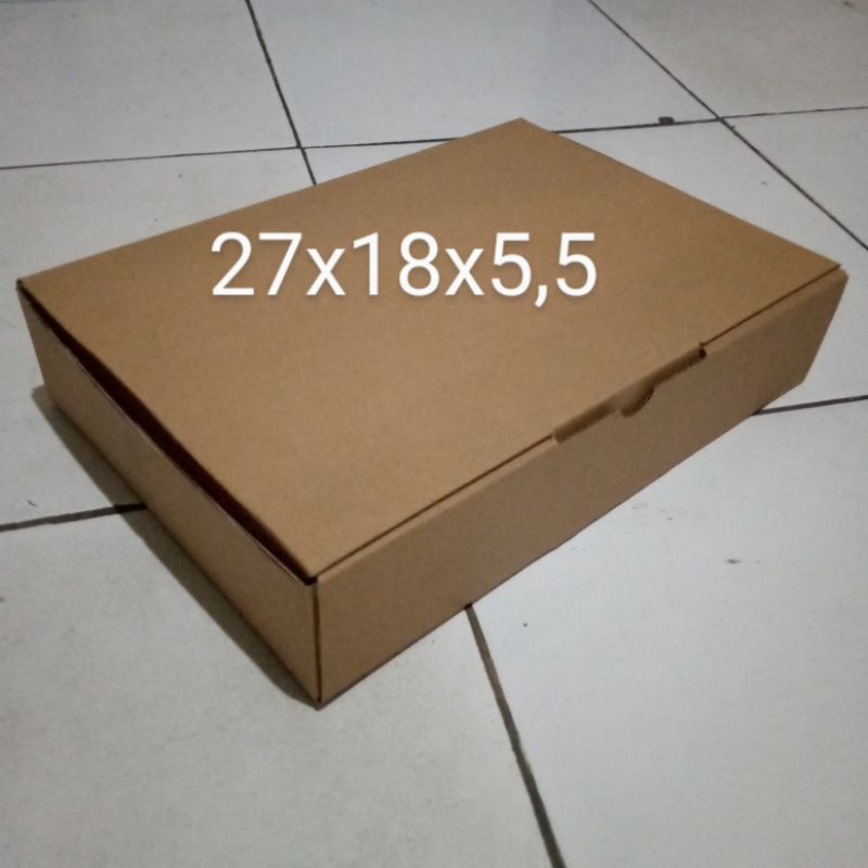 

KARDUS/KARTON/BOX UKURAN 27X18X5,5 CM DIE CUT