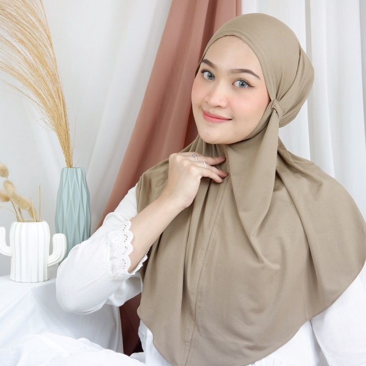 STAR HIJAB BERGO TALI JERSEY SIZE M  HIJAB INSTAN JERSEY TALI BELAKANG NON PET  HIJAB JERSEY TALI