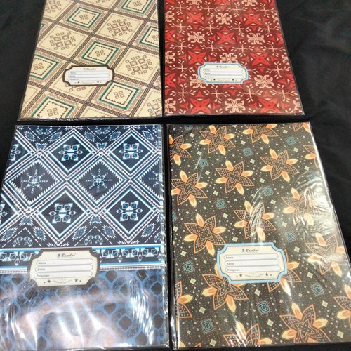 

SAMPUL KERTAS BATIK PREMIUM / SAMPUL BUKU BATIK(1 PACK ISI 20 LEMBAR) atk galery