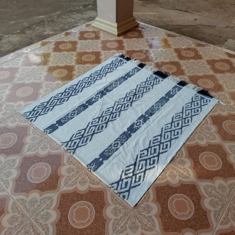 KAIN TENUN BLANKET PUTIH | LM 28