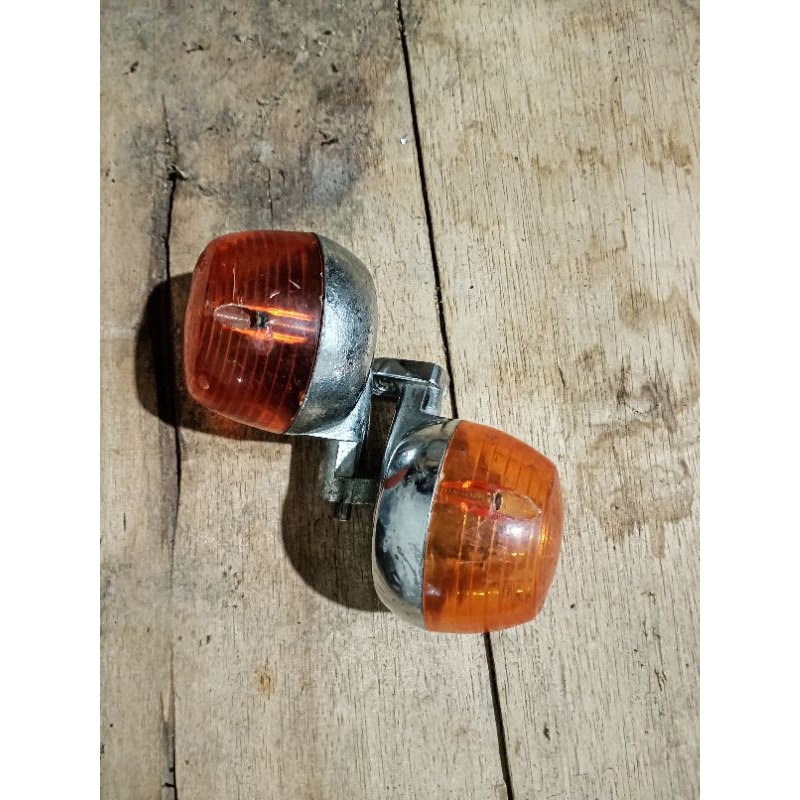 lampu sein/riting cb100/125 model ori