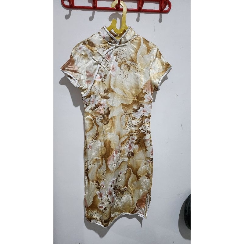 Baju Imlek Gaun Dress Cheongsam Qipao Gold Kuning Emas