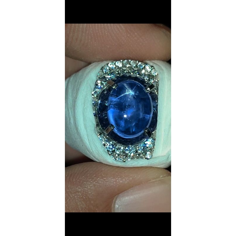 NATURAL STAR BLUE SAPPHIRE CEYLON HQ