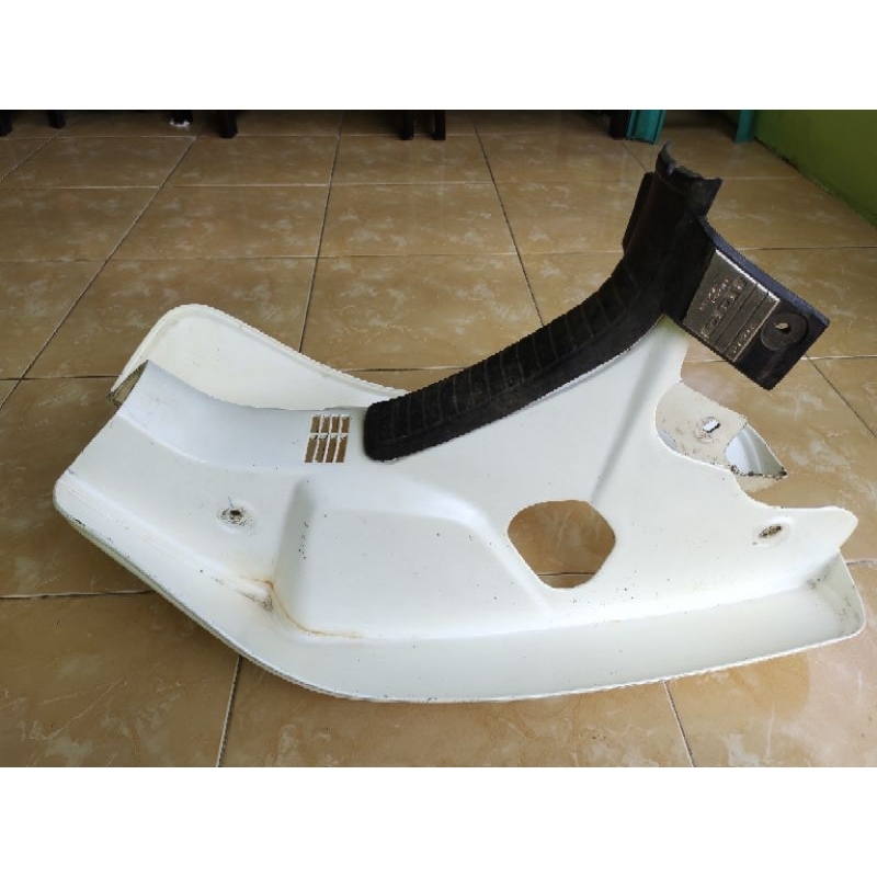 sayap tebeng tameng depan Honda astrea prima original