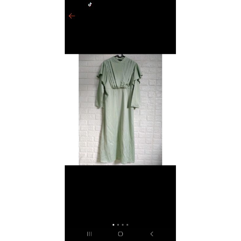 Dress Kondangan Warna Sage
